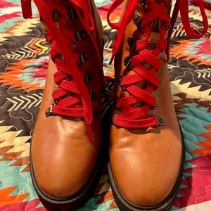 Steve Madden Heeled Hiking Boots Size 7